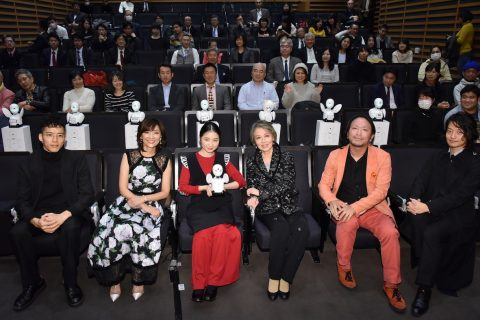 １月１６日 水 映画 あまのがわ の完成披露試写会が行われました Orylab オリィ研究所 テクノロジーの力で 不可能を可能に変えていく